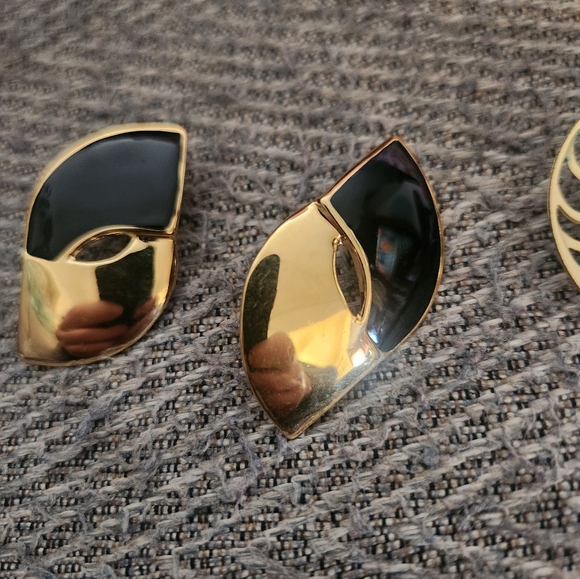 Earrings Bundle - Picture 2 of 4